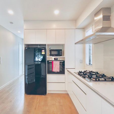 Nearly New 3Bed Townhouse 3Km To Cbd Villa Auckland Bagian luar foto